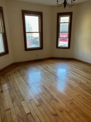 61 Walnut Park, Unit 1 in Boston, MA - Building Photo