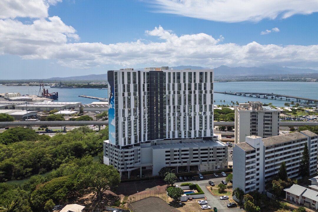 Naulu in Aiea, HI - Foto de edificio
