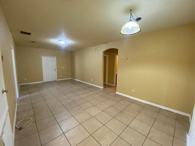 33 W 13th St in Apopka, FL - Building Photo - Building Photo