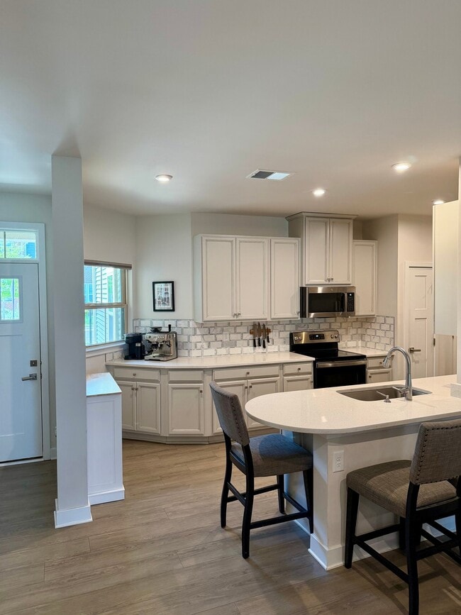 8027 Wistar Glen Dr in Henrico, VA - Building Photo - Building Photo