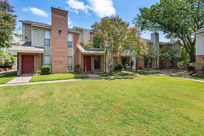 property at 1904 Dartmouth St