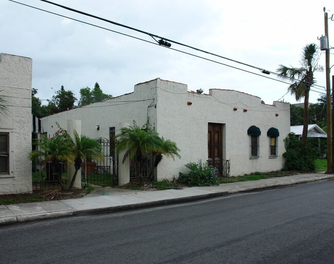 733-735 Las Olas Blvd in Fort Lauderdale, FL - Building Photo - Building Photo