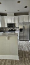 135 Menendez Ave in St. Simons Island, GA - Building Photo - Building Photo