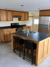 26 Grove St in New Canaan, CT - Building Photo - Building Photo