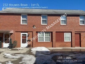 232 Holmes Rd in Holmes, PA - Building Photo
