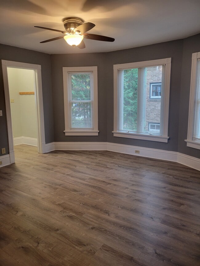 213 S Webster St, Unit 213 S Webster Street in Port Washington, WI - Building Photo - Building Photo