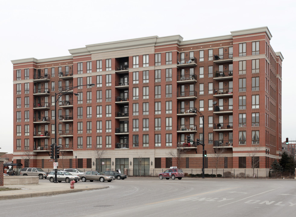 Old Town Village East Mid-Rise in Chicago, IL - Foto de edificio