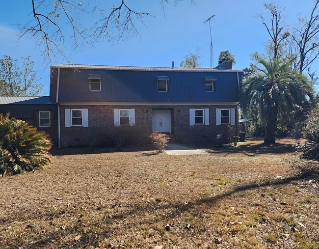 property at 304 NE Old Blue Springs Rd