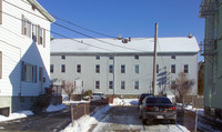 37-45 Plain St in Fall River, MA - Foto de edificio - Building Photo