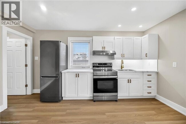 property at 1466 Main St E