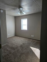 401 E Lloyd St, Unit 401 in Milwaukee, WI - Building Photo - Building Photo