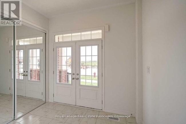 359 Gordon Krantz Ave in Milton, ON - Building Photo - Building Photo