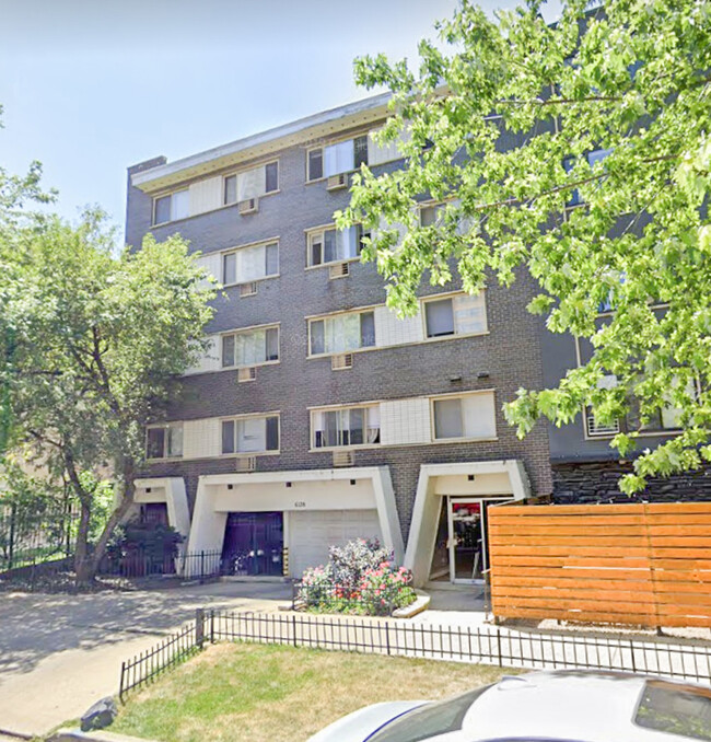 property at 6110 N Kenmore Ave