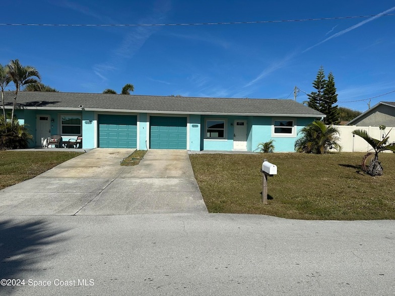 224 Grosse Pointe Ave, Unit 486 in Indialantic, FL - Building Photo