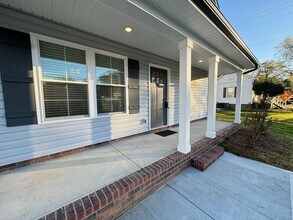 622 N Walnut St in Kannapolis, NC - Foto de edificio - Building Photo