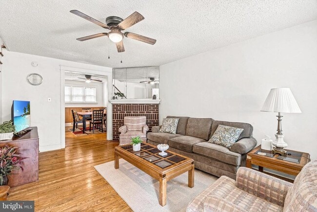 230 Greenwood Rd