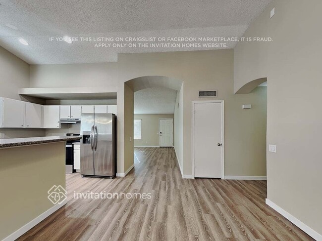 3226 W Ross Ave in Phoenix, AZ - Foto de edificio - Building Photo