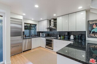 940 14th St in Santa Monica, CA - Building Photo - Building Photo