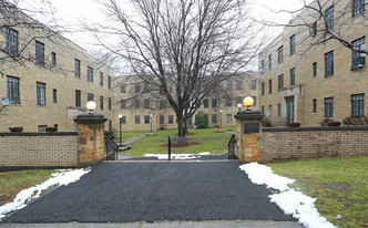 Windsor Court Apartments