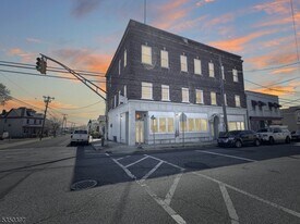 154 Hudson St in Phillipsburg, NJ - Building Photo