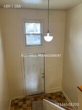 530 Hall St SE in Grand Rapids, MI - Building Photo - Building Photo