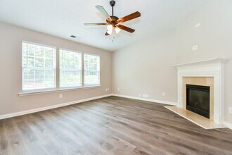 238 Silver Arrow Cir in Austell, GA - Building Photo - Building Photo