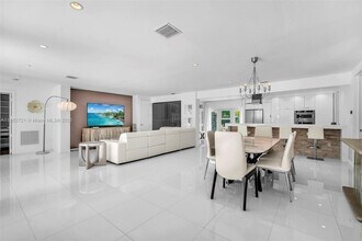 203 Ridgewood Rd in Coral Gables, FL - Building Photo - Building Photo