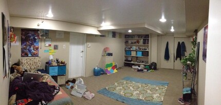 17 Unger Ln in Pittsburgh, PA - Building Photo - Building Photo