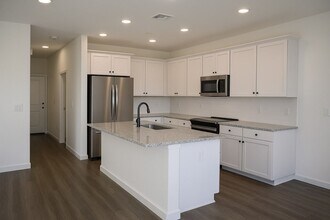 4290 Aura Way in Rancho Cordova, CA - Building Photo - Building Photo