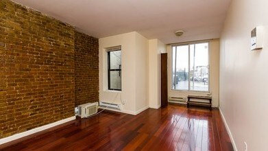 352 Myrtle Ave-Unit -50A in Brooklyn, NY - Building Photo - Building Photo