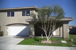 33368 Campus Ln in Cathedral City, CA - Building Photo