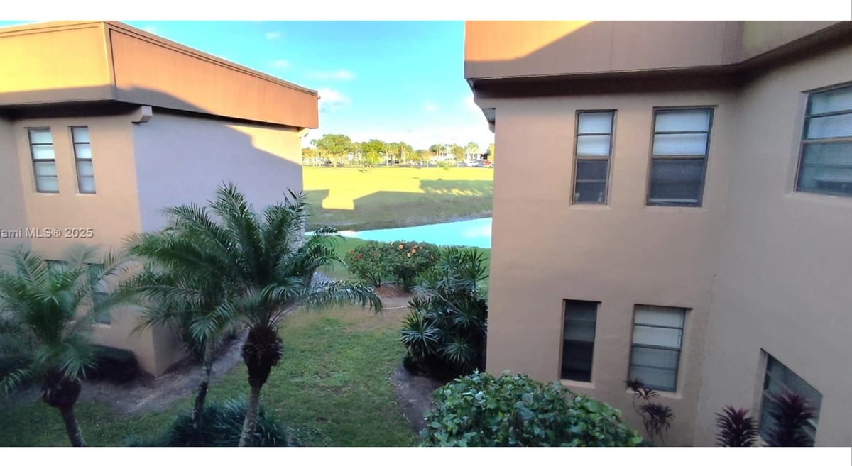 127 Piedmont C in Delray Beach, FL - Building Photo