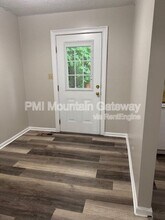 54 Greenwood Dr in Toccoa, GA - Building Photo - Building Photo