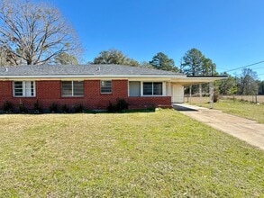 124-128 Rwe Jones St in Grambling, LA - Building Photo - Building Photo