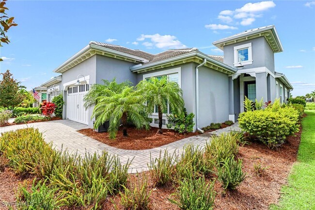 5778 Highbourne Dr in Naples, FL - Building Photo - Building Photo