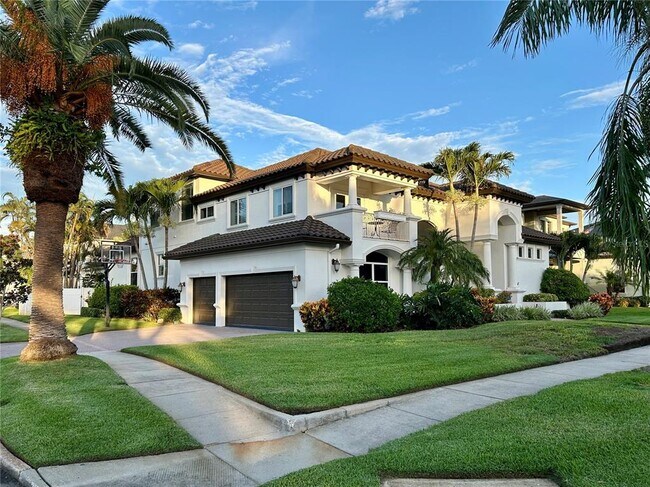 1089 Cordova Blvd NE in St. Petersburg, FL - Building Photo - Building Photo