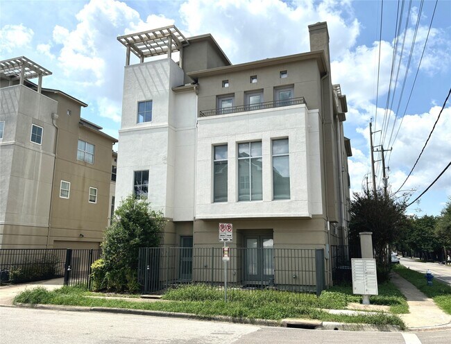 2402 Morgan St in Houston, TX - Building Photo - Building Photo