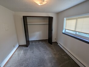 400 N Spring ave, Unit 3 in Sioux Falls, SD - Foto de edificio - Building Photo