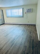 Spaulding Loch in Kent, OH - Foto de edificio - Building Photo