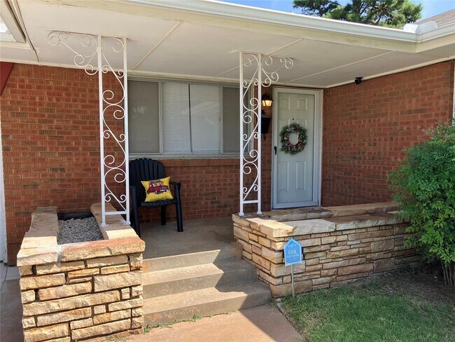 217 Byrd Dr in Midwest City, OK - Building Photo - Building Photo