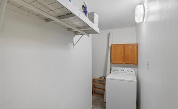 617 N Park St in Anchorage, AK - Building Photo - Building Photo