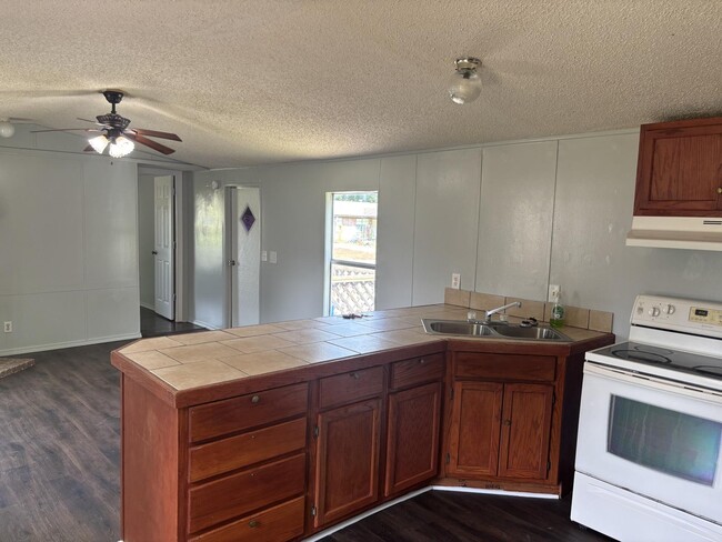 601 Lubbock St in Lufkin, TX - Building Photo - Building Photo