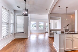 670 Marina Cottage Dr in Memphis, TN - Building Photo - Building Photo