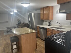 5639 Austin N Ave, Unit 1 in Chicago, IL - Building Photo