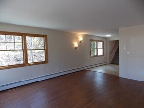 196 Main St in Rockport, MA - Building Photo - Building Photo