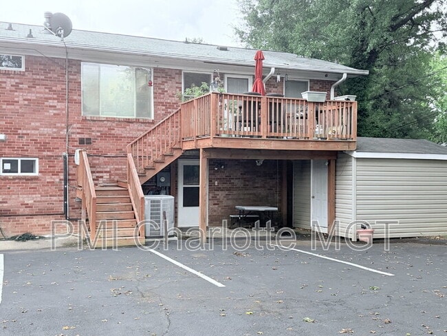 property at 5315 Greenbrook Dr