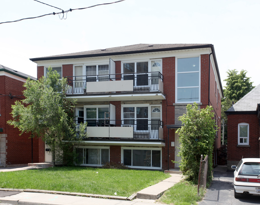 46 Dynevor Rd in Toronto, ON - Building Photo