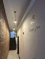 48 Bergen Ave, Unit 2F in Jersey City, NJ - Building Photo