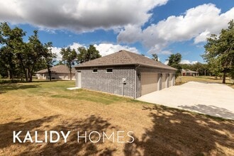 1679 Kalidy Dr in Choctaw, OK - Building Photo - Building Photo