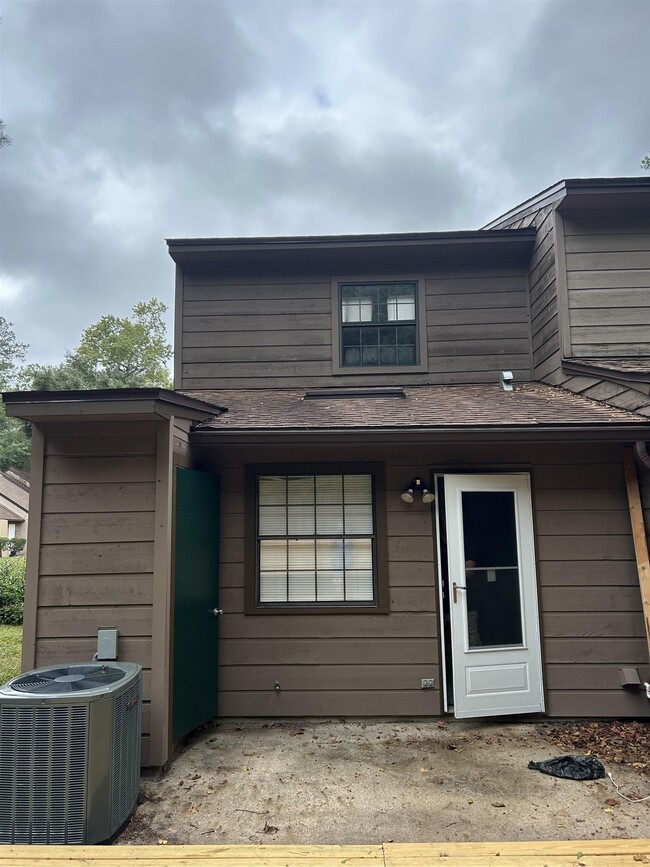 property at 1099 Ocala Rd